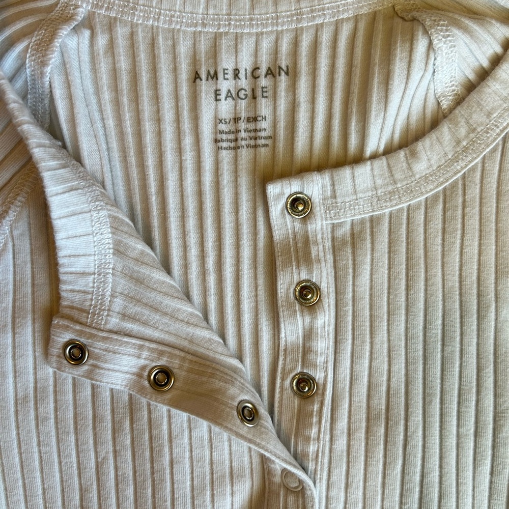American Eagle White Ribbed Top
